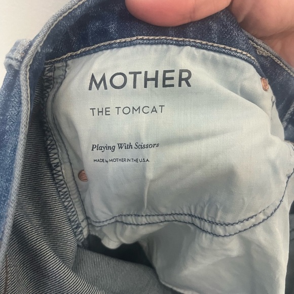 Mother The Tomcat Distressed Crop Jeans in Playing with Scissors size 32 - Picture 8 of 11